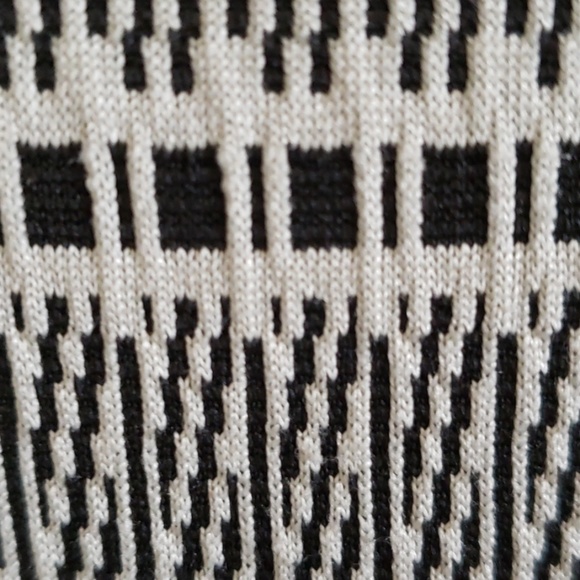 🌵Like New Patterned Skater Dress - Picture 5 of 5